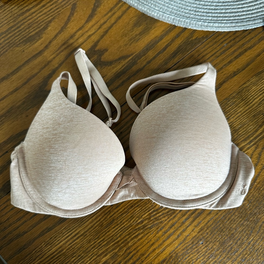 VS bra- size 32A